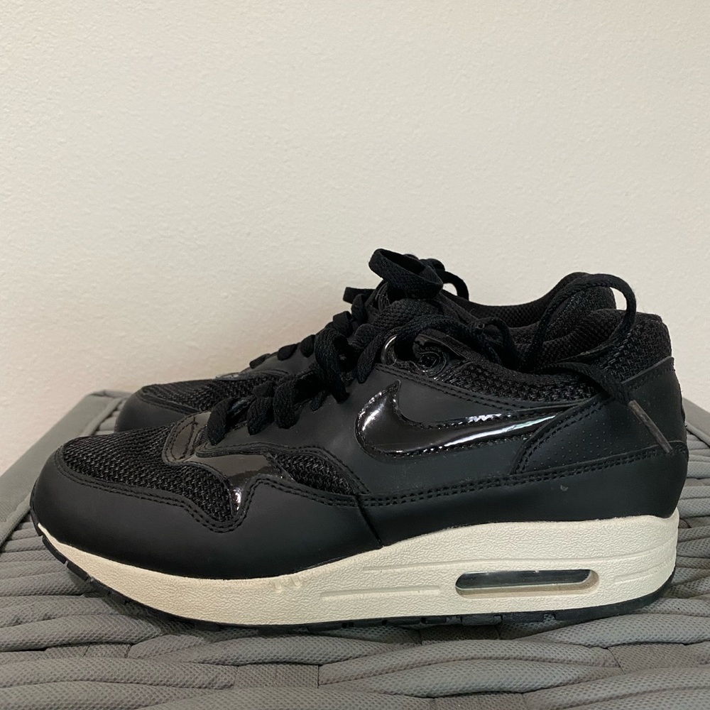 Nike shoes 6.5
